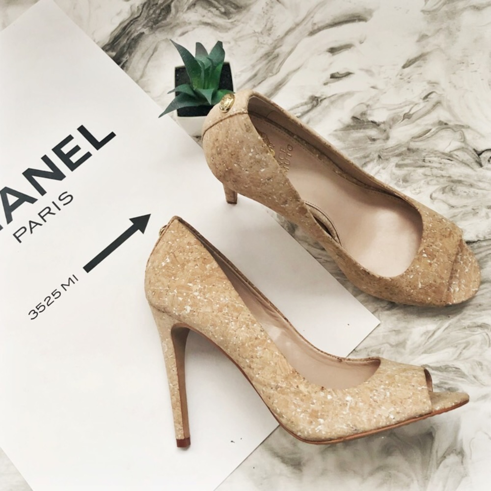 Vince Camuto Cork Heels 9M